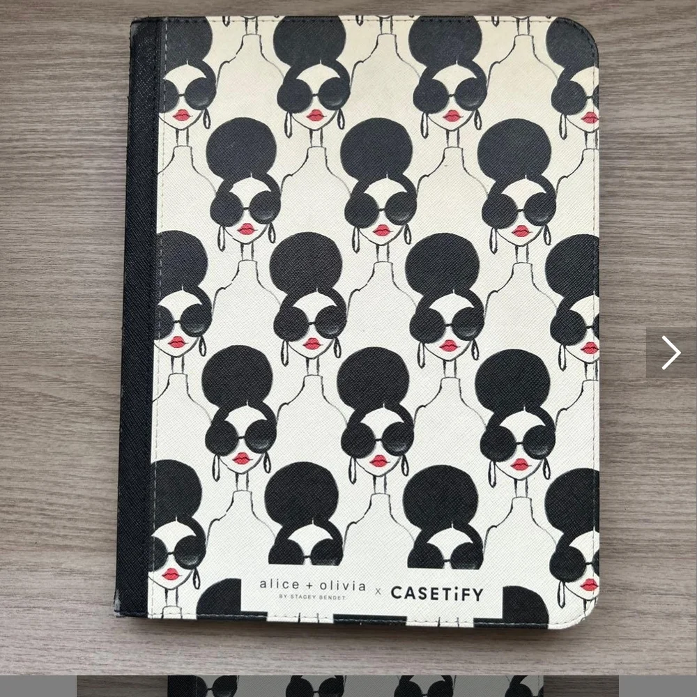 Alice+Olivia IPAD CASE